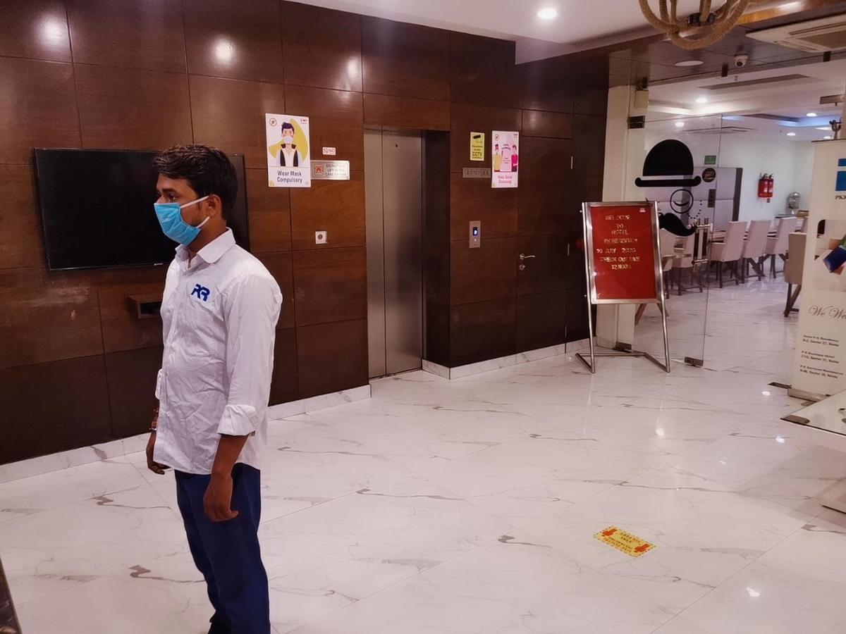 Hotel Pk Residency Noida Luaran gambar