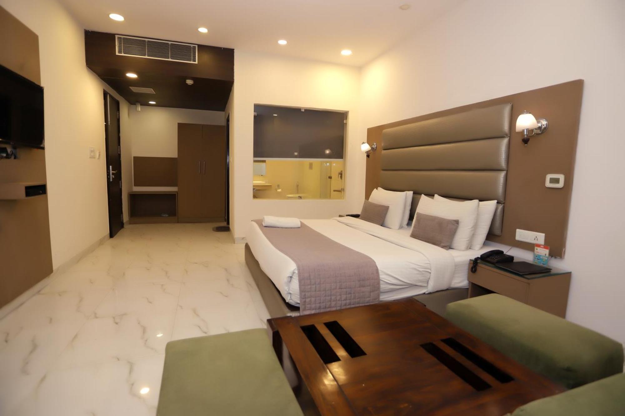 Hotel Pk Residency Noida Luaran gambar