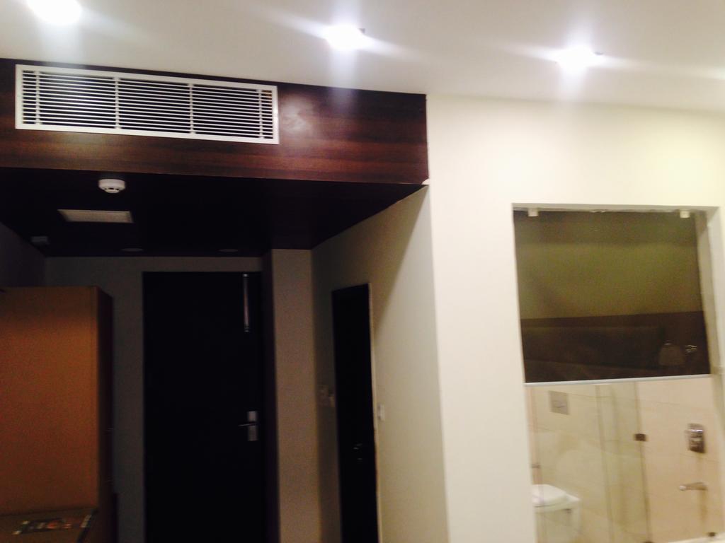Hotel Pk Residency Noida Luaran gambar