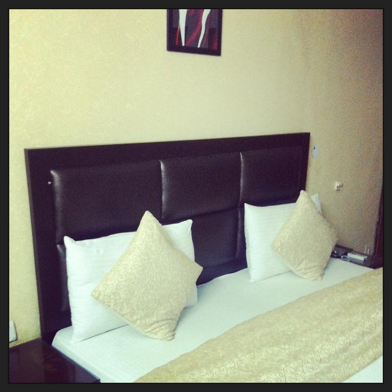 Hotel Pk Residency Noida Bilik gambar