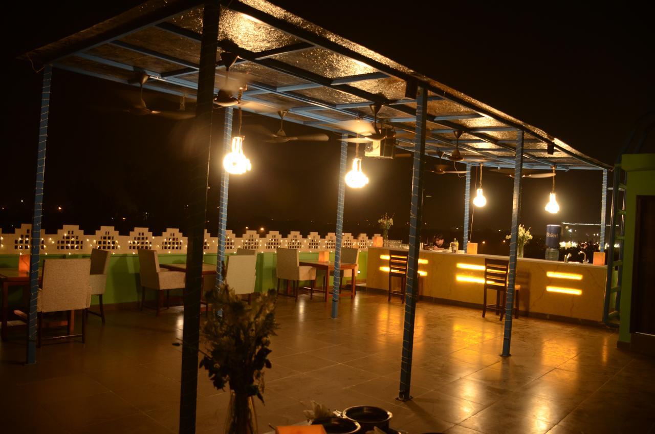 Hotel Pk Residency Noida Luaran gambar